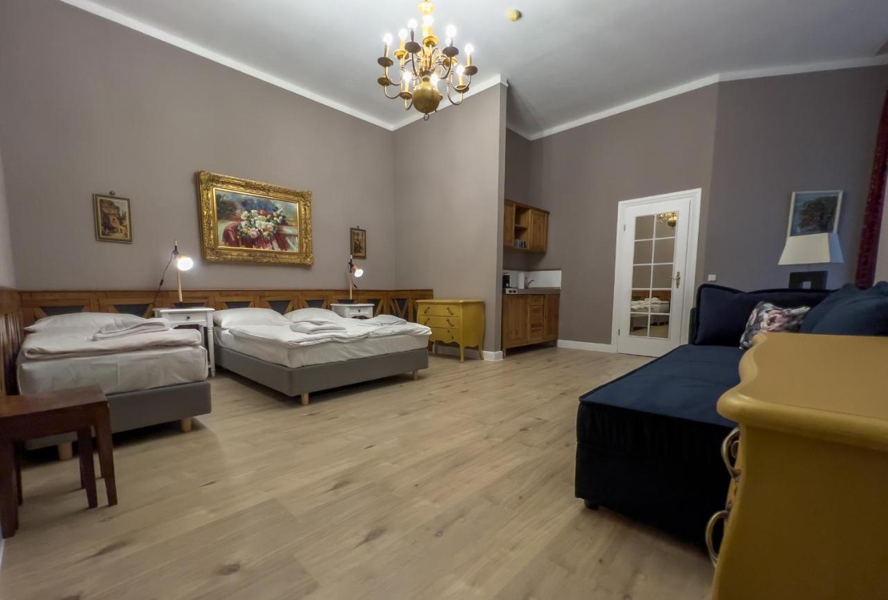 Apartments-Maison Am Olivaer Platz Берлин Экстерьер фото
