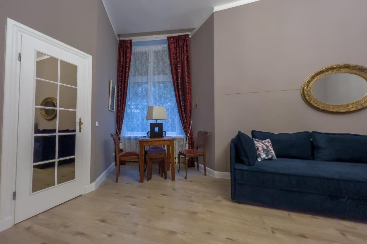 Apartments-Maison Am Olivaer Platz Берлин Экстерьер фото